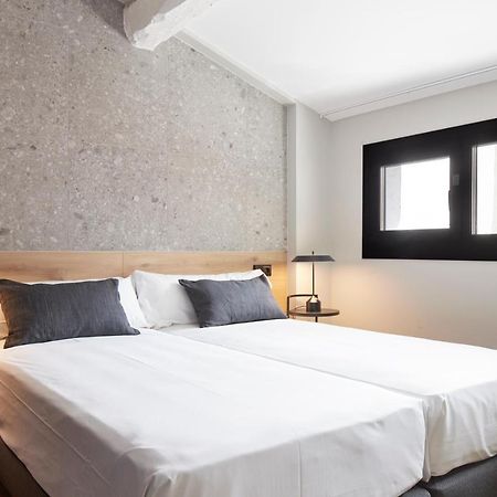 Hostal Espoz Y Mina Pamplona Bagian luar foto