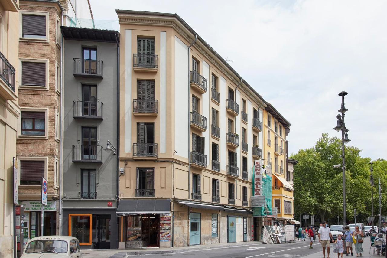 Hostal Espoz Y Mina Pamplona Bagian luar foto